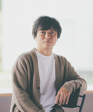 西巻 仁史